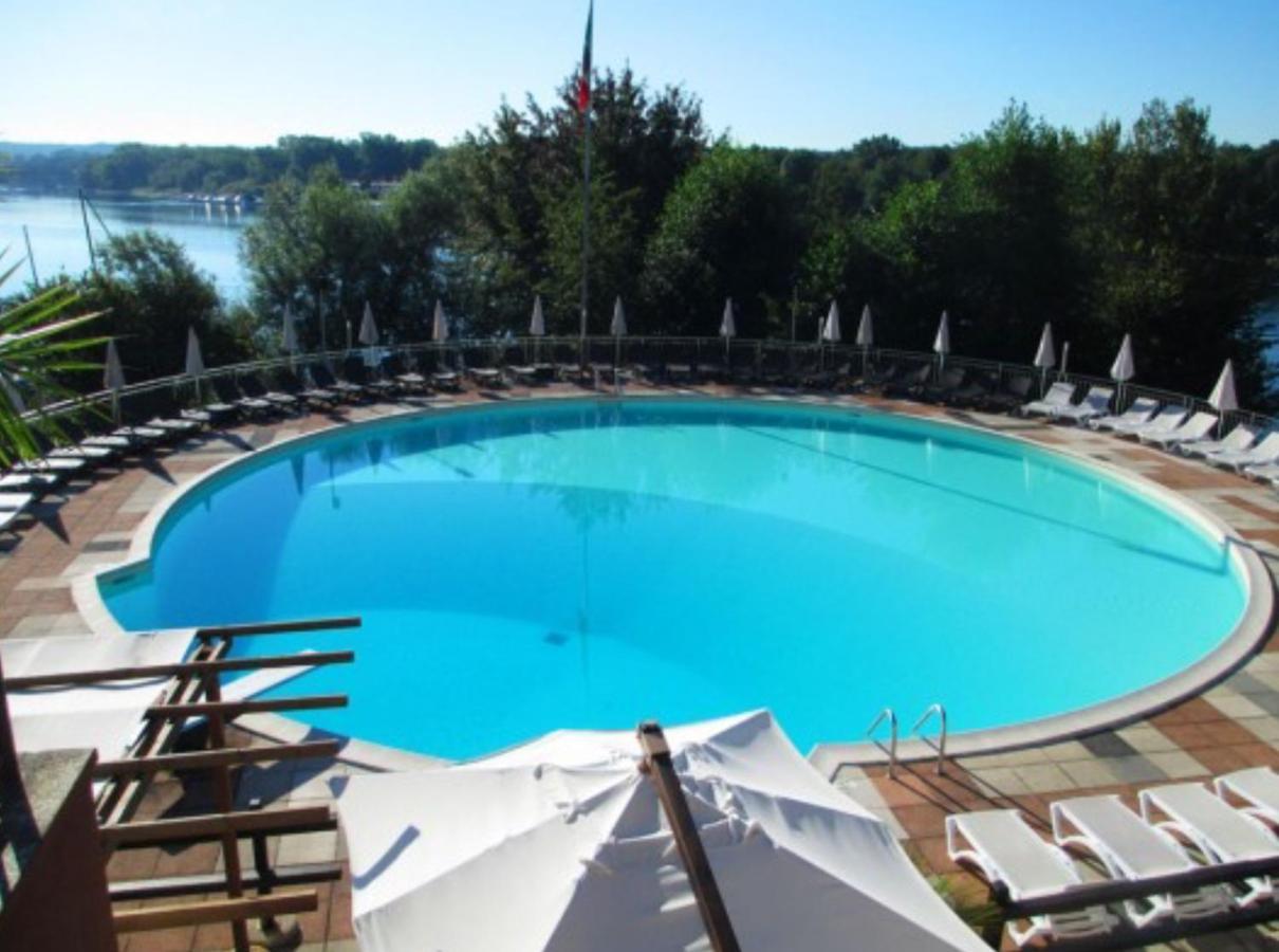 La Dolce Vita House Boat Hotell Lisanza Eksteriør bilde